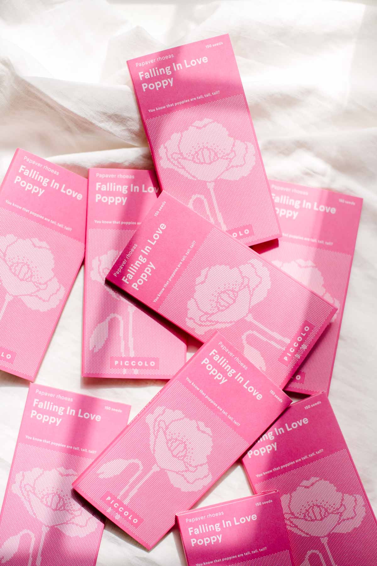 semi di papavero, varietà dai fiori doppi rosa, packagin in carta piccolo seeds